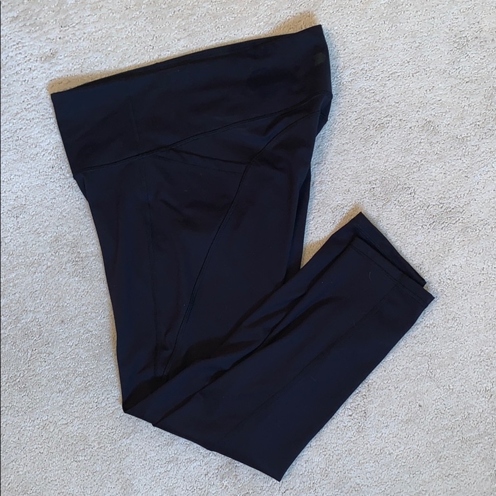 Black leggings ankle